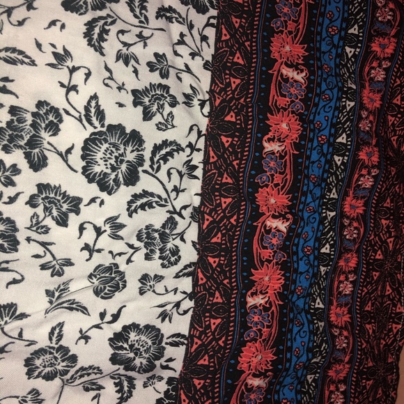 Maxi dress with white linen lining - Picture 3 of 4